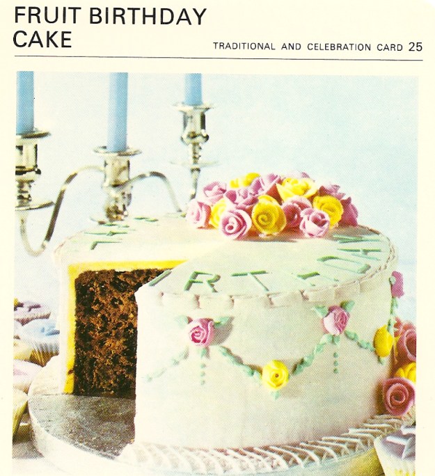fruit_birthday_cake