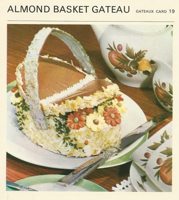 almond_basket_gateau